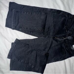 Black denim Levi’s jeans skinny size 28